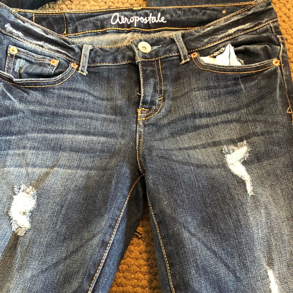 Aeropostale skinny distressed jeans